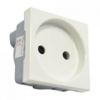 Розетка с з/к 2к
